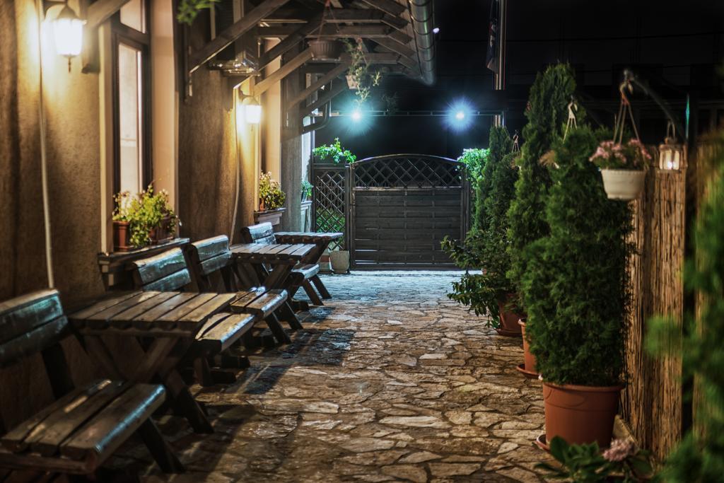 Konak Vukasinovic Hotel เบลเกรด ภายนอก รูปภาพ