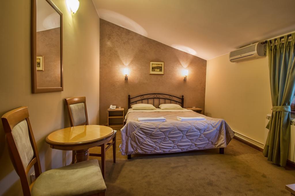 Konak Vukasinovic Hotel เบลเกรด ห้อง รูปภาพ