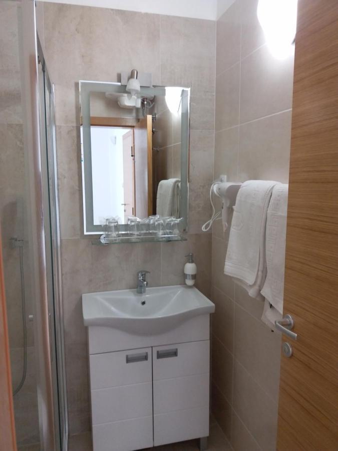 Konak Vukasinovic Hotel เบลเกรด ภายนอก รูปภาพ